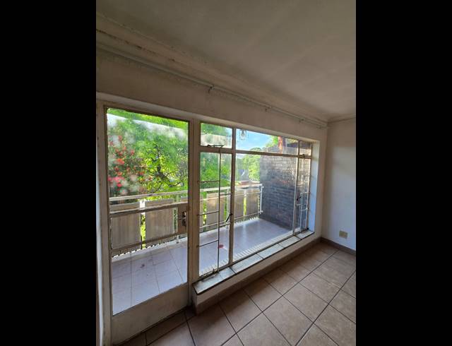 2 BEDROOM FLAT TO LET IN VEREENIGING CENTRAL